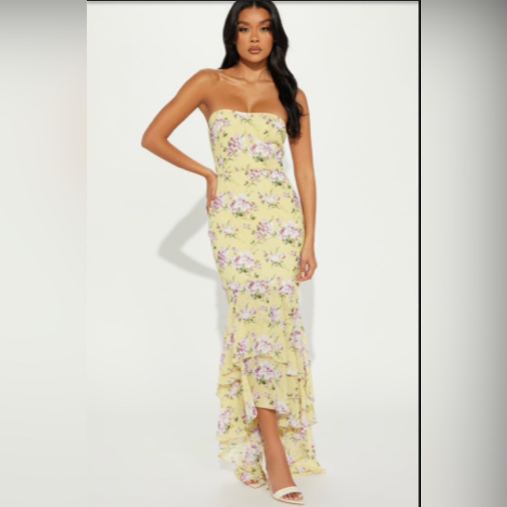 Fashion Nova Elegant Strapless Floral Dress in Yellow
